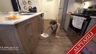Aşk Acısını İyileştiren Kara Merhemi Arkadaşıyla Birlikte Amına Sürdü